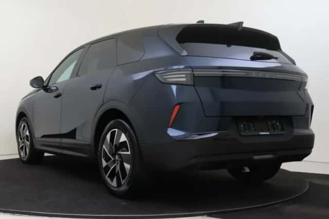 Opel Grandland (2025) thumbnail 4