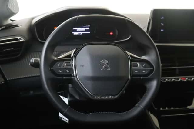 Peugeot 208 (2021) thumbnail 6
