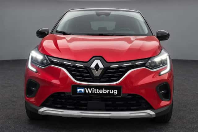 Renault Captur (2021) thumbnail 4