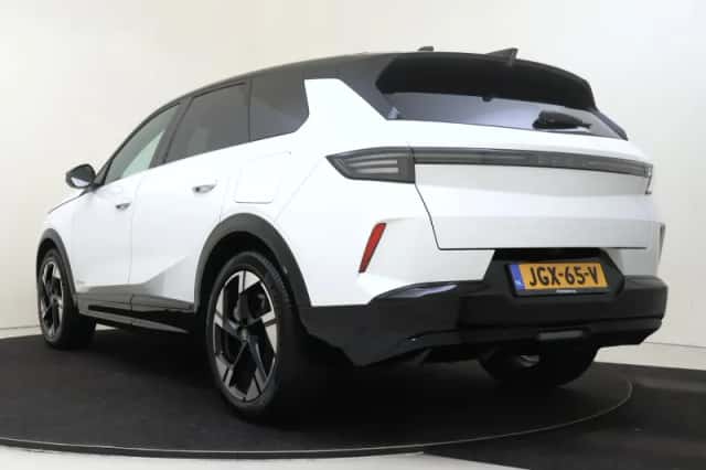 Opel Grandland (2025) thumbnail 4