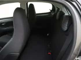 Peugeot 108 (2021) thumbnail 12