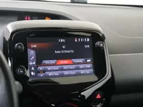 Peugeot 108 (2021) thumbnail 15
