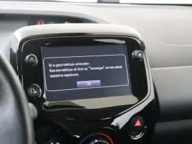Peugeot 108 (2021) thumbnail 16