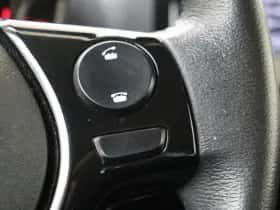 Peugeot 108 (2021) thumbnail 22