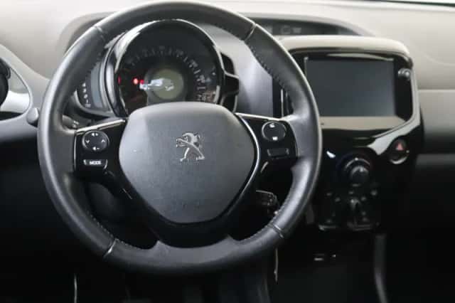 Peugeot 108 (2021) thumbnail 6