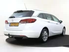 Opel Astra (2016) thumbnail 11