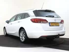 Opel Astra (2016) thumbnail 4