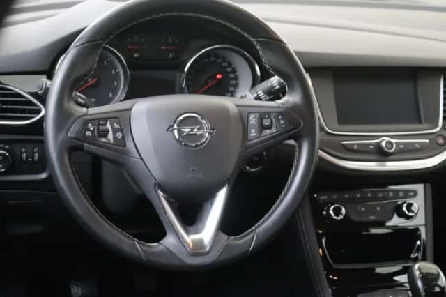Opel Astra (2016) thumbnail 6