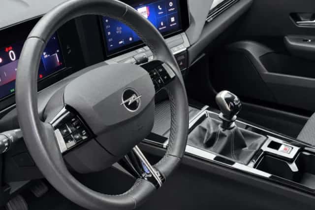 Opel Astra (2024) thumbnail 4
