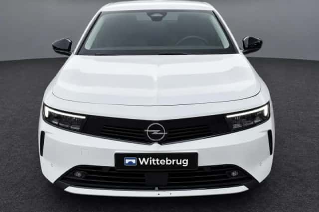 Opel Astra (2024) thumbnail 6
