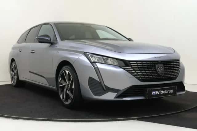 Peugeot 308 (2023) thumbnail 3