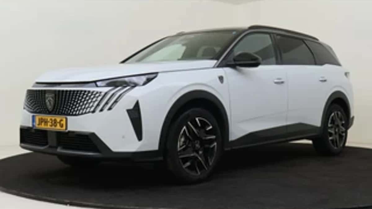 Peugeot 5008 (2025) — foto 1