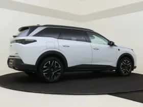 Peugeot 5008 (2025) thumbnail 6