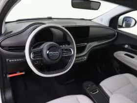 Fiat 500 (2025) thumbnail 5