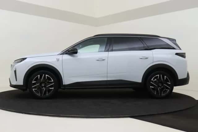Peugeot 5008 (2025) thumbnail 3