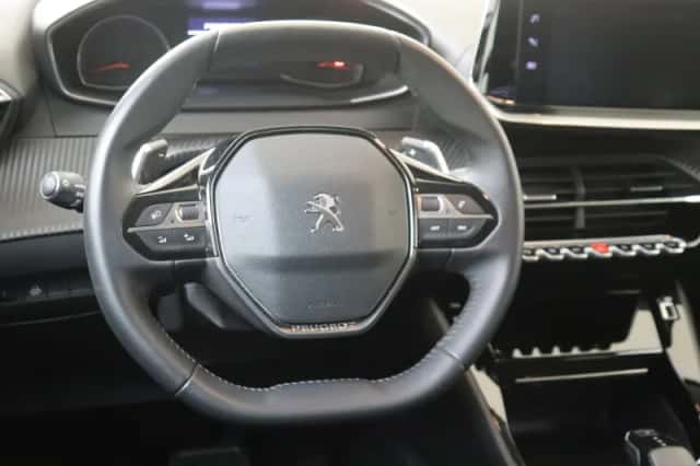 Peugeot 208 (2021) thumbnail 6