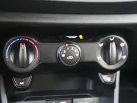 Kia Picanto (2017) thumbnail 15