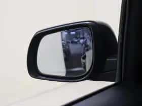 Kia Picanto (2017) thumbnail 22