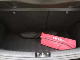 Kia Picanto (2017) thumbnail 25