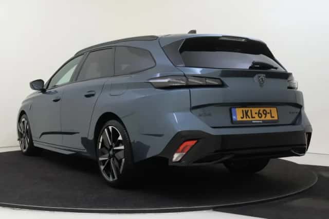 Peugeot 308 (2025) thumbnail 4