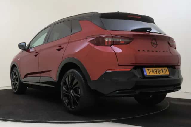 Opel Grandland (2023) thumbnail 4