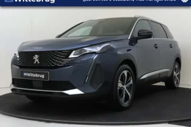 Peugeot 5008 (2022) thumbnail 1
