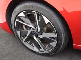 Peugeot 308 (2022) thumbnail 36