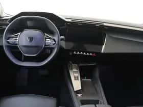 Peugeot 308 (2022) thumbnail 5