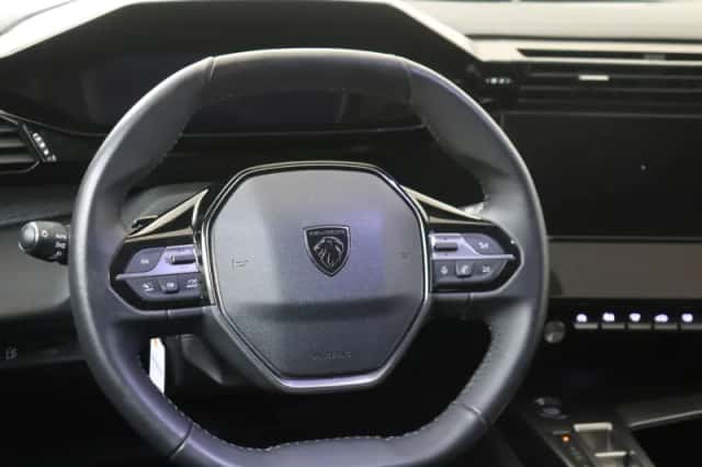 Peugeot 308 (2022) thumbnail 6
