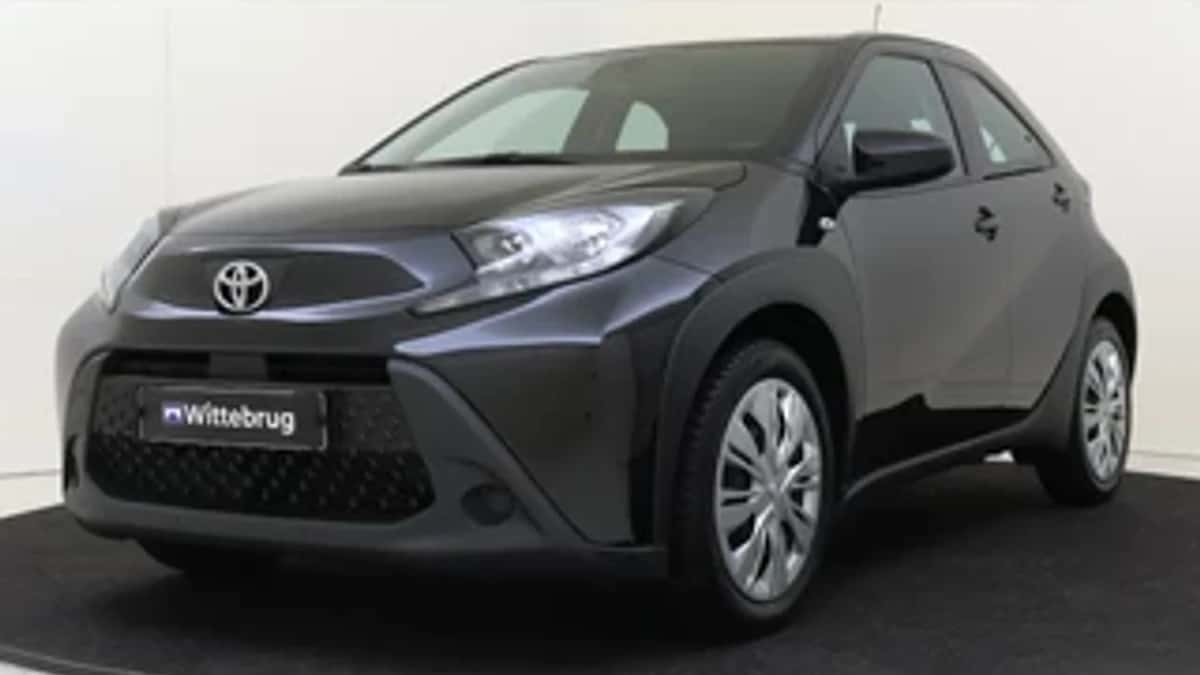 Toyota Aygo (2023) — foto 1