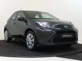Toyota Aygo (2023) thumbnail 3
