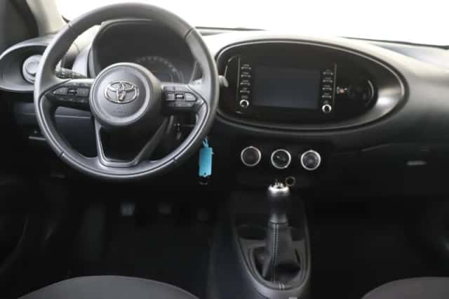 Toyota Aygo (2023) thumbnail 5