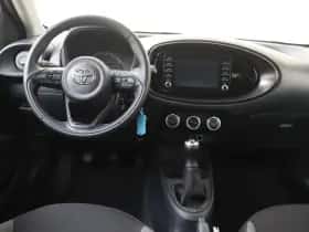 Toyota Aygo (2023) thumbnail 5