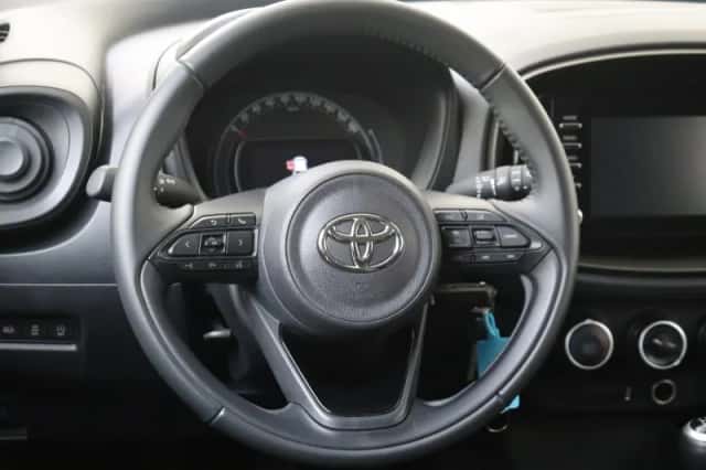 Toyota Aygo (2023) thumbnail 6