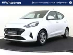 Hyundai i10 (2024) thumbnail 1