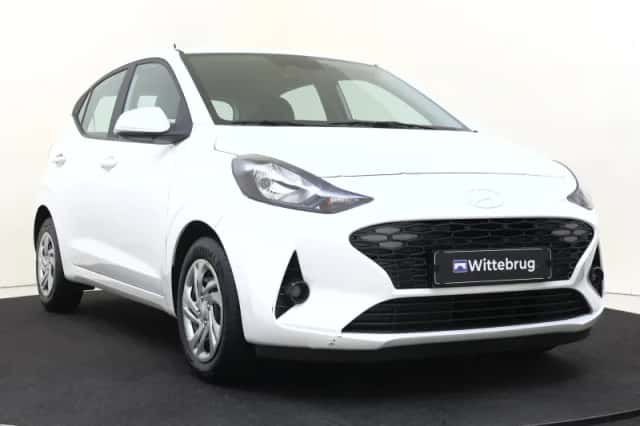 Hyundai i10 (2024) thumbnail 3