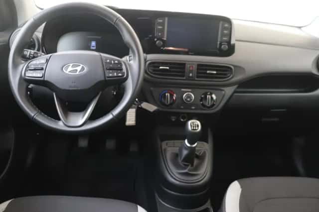 Hyundai i10 (2024) thumbnail 5