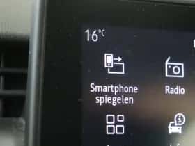 Renault Clio (2020) thumbnail 16