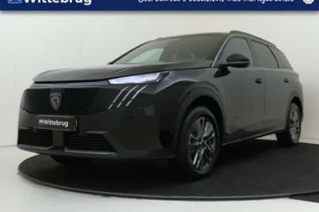 Peugeot 5008 (2025) thumbnail 1