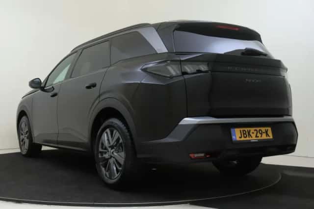 Peugeot 5008 (2025) thumbnail 4