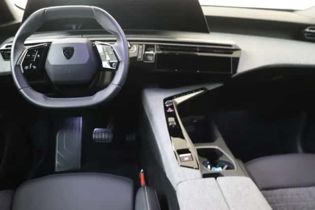 Peugeot 5008 (2025) thumbnail 5