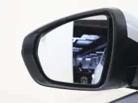 Opel Grandland X (2020) thumbnail 26