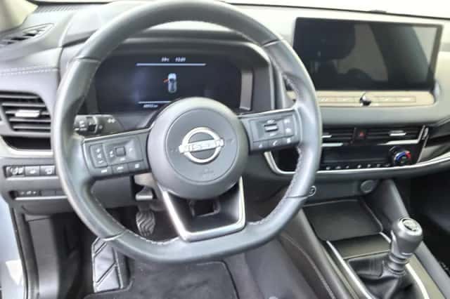 Nissan Qashqai (2022) thumbnail 3