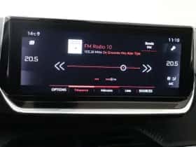 Peugeot 2008 (2021) thumbnail 17