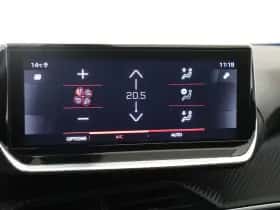Peugeot 2008 (2021) thumbnail 19