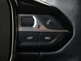 Peugeot 2008 (2021) thumbnail 21