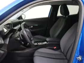 Peugeot 2008 (2021) thumbnail 7