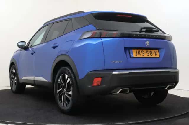 Peugeot 2008 (2021) thumbnail 3