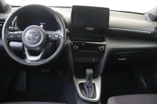 Toyota Yaris Cross (2024) thumbnail 5