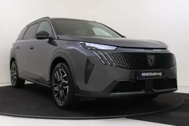 Peugeot 5008 (2025) thumbnail 3